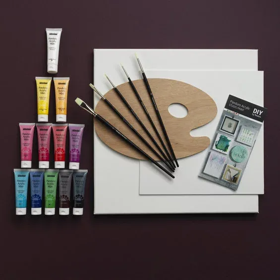 Begränsat antal Panduro Acrylic startset – 12 matta akrylfärger, penslar, palett och två målardukar